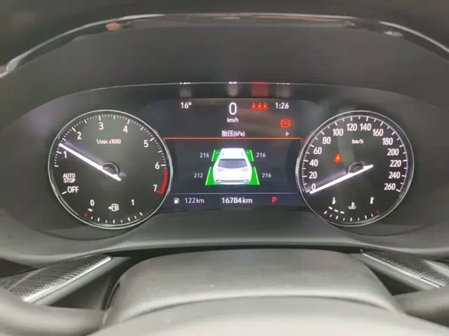 Buick Envision Plus — Фото автомобиля 11