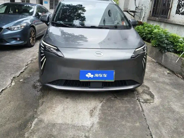 GAC Aion Y — Фото автомобиля 2