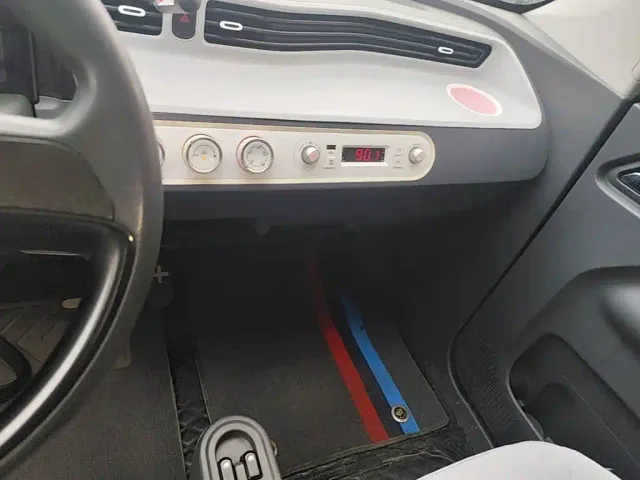 Wuling Hongguang Mini EV — Фото автомобиля 12