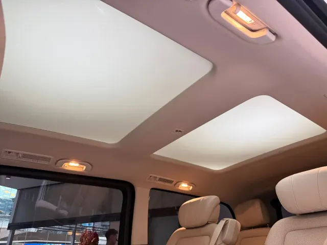 Mercedes-Benz V-Class — Фото автомобиля 18