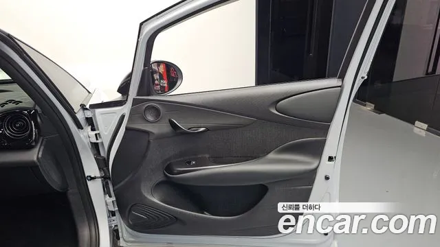 BYD Dolphin — Фото автомобиля 21