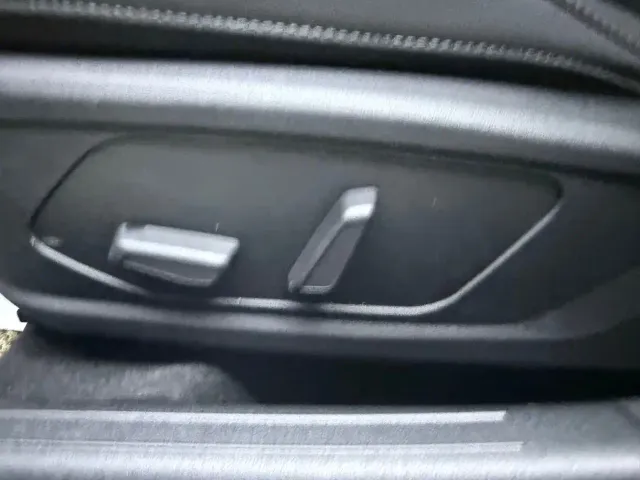 Hyundai Elantra — Фото автомобиля 14
