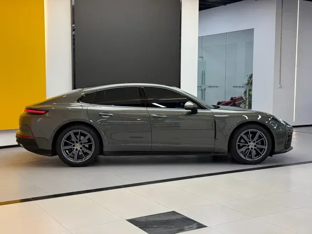Porsche Panamera — Фото автомобиля 4