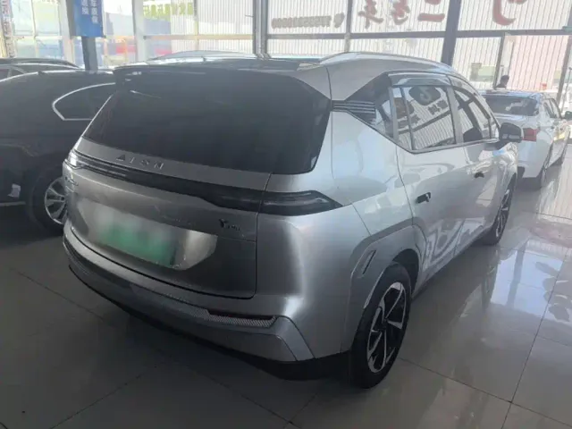 GAC Aion Y — Фото автомобиля 4