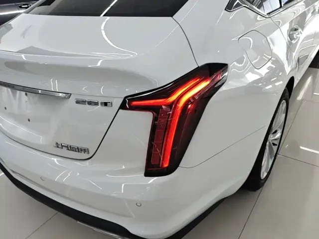 Cadillac CT5 — Фото автомобиля 7
