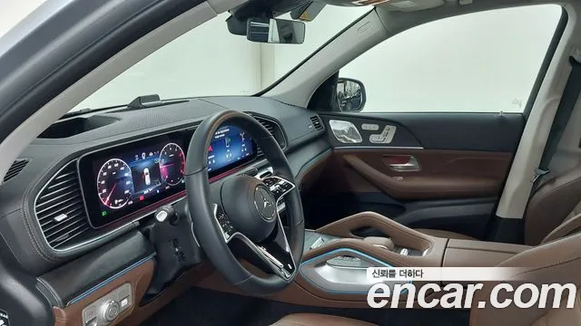 Mercedes-Benz GLE-Class — Фото автомобиля 14