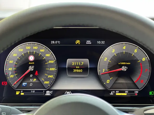 Mercedes-Benz G-Class — Фото автомобиля 17