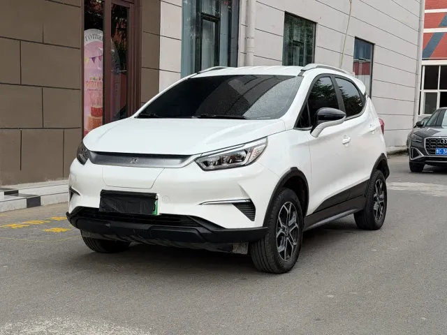 BYD Yuan Pro — Фото автомобиля 2