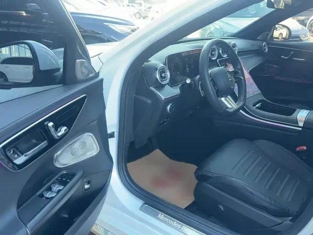 Mercedes-Benz C-Class — Фото автомобиля 13
