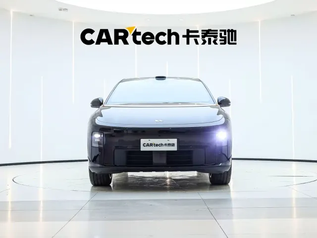 Li Auto i6 — Фото автомобиля 5