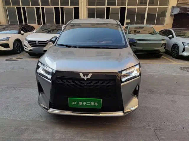 Wuling Starlight 730 — Фото автомобиля 2