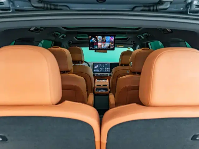 Li Auto L8 — Фото автомобиля 13