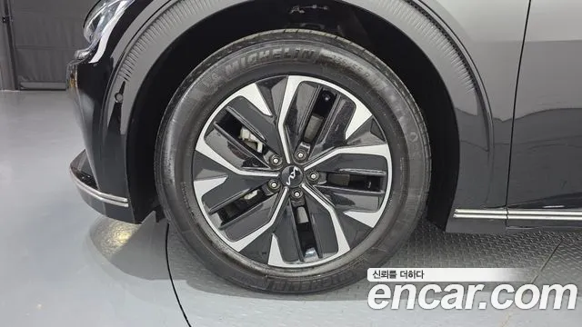 Kia EV6 — Фото автомобиля 5