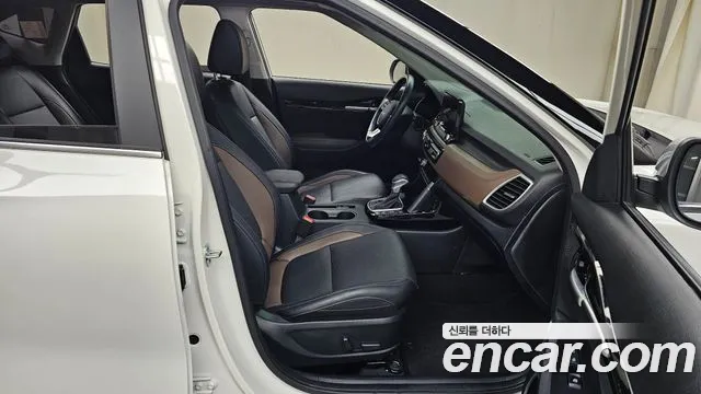 Kia Seltos Seltos Бензин 1.6 Turbo 4WD — Фото автомобиля 19