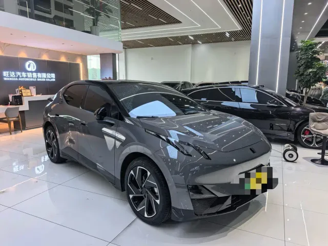 Lynk & Co Z20 — Фото автомобиля 3