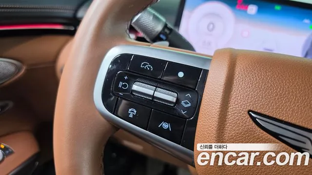Genesis GV70 — Фото автомобиля 22