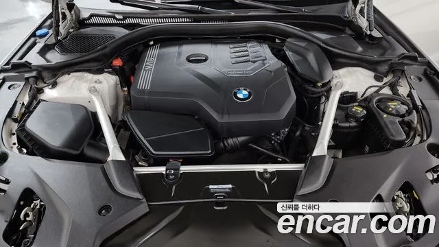 BMW 5 Series G30 — Фото автомобиля 9