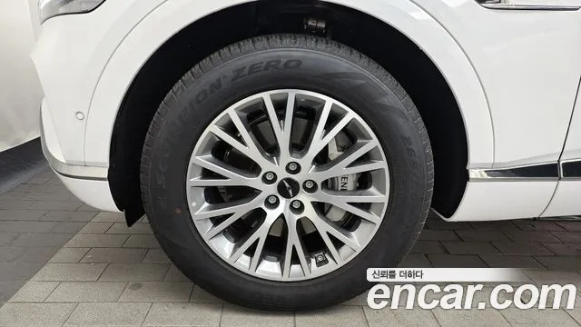 Genesis GV80 2.5T Бензин 2WD — Фото автомобиля 5
