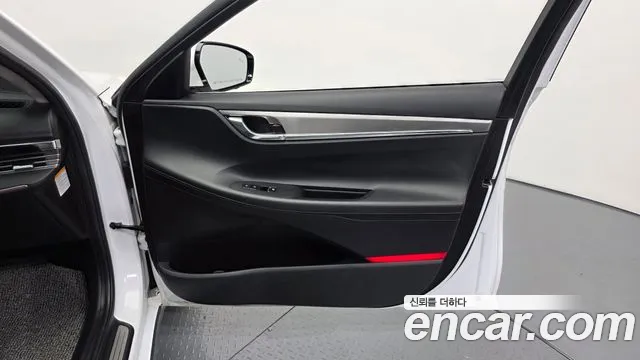 Hyundai Grandeur — Фото автомобиля 22