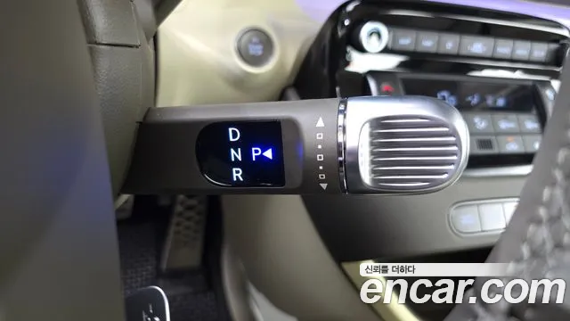 Hyundai Casper Casper Electric Inspiration — Фото автомобиля 9