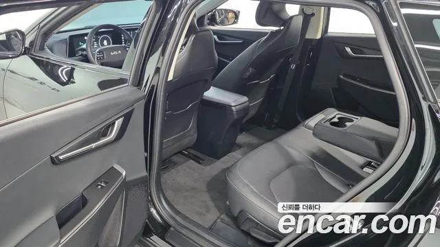 Kia EV6 — Фото автомобиля 15