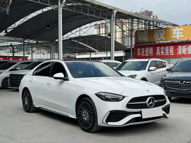 Mercedes-Benz C-Class — Фото автомобиля 3