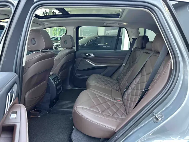 BMW X5 — Фото автомобиля 15