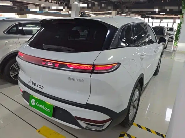 Bestune T90 — Фото автомобиля 4