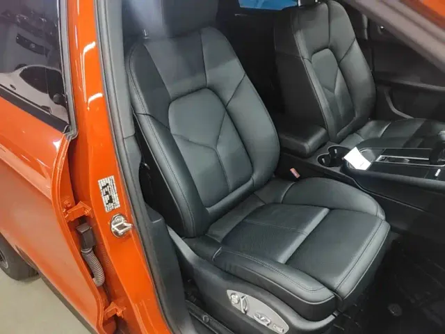 Porsche Macan — Фото автомобиля 24