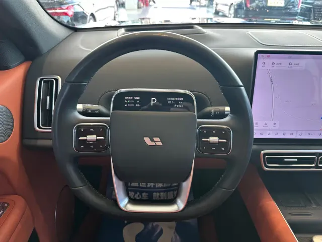 Li Auto L7 — Фото автомобиля 10