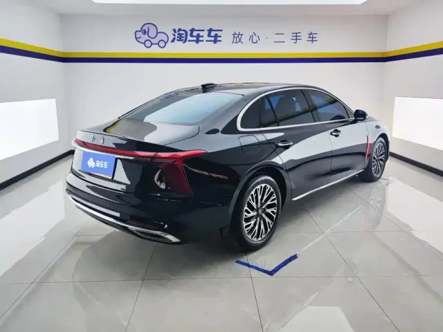 Hongqi H5 — Фото автомобиля 3