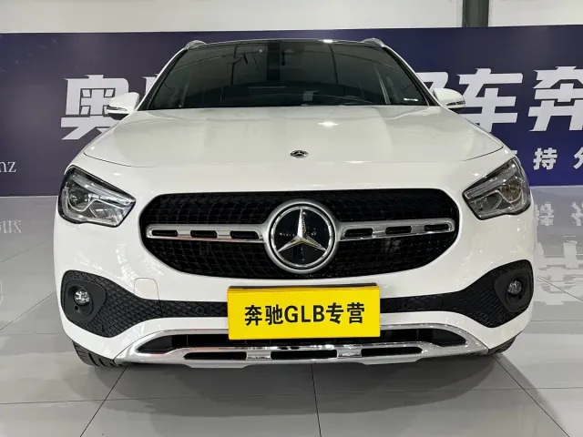 Фотография автомобиля — Mercedes-Benz GLA-Class