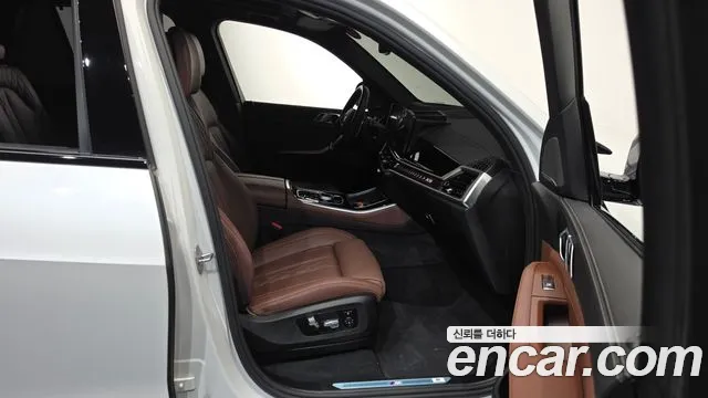 BMW X5 xDrive 40i M Sport — Фото автомобиля 20