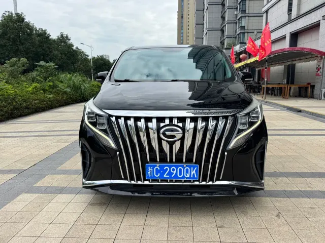 GAC Trumpchi M8 — Фото автомобиля 2