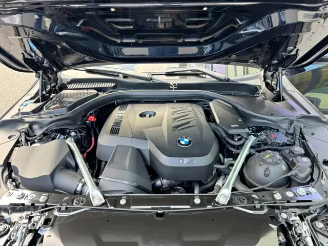 BMW 5 Series — Фото автомобиля 14