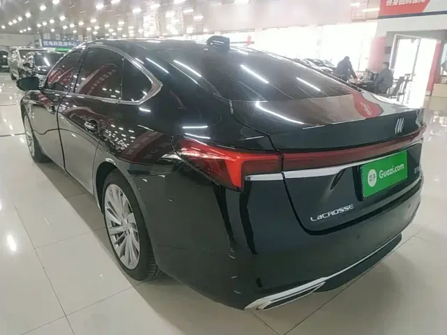 Buick LaCrosse — Фото автомобиля 4