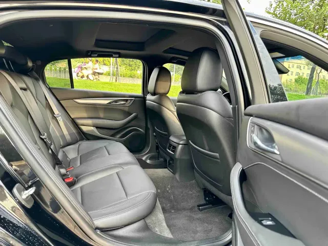 Cadillac CT5 — Фото автомобиля 13