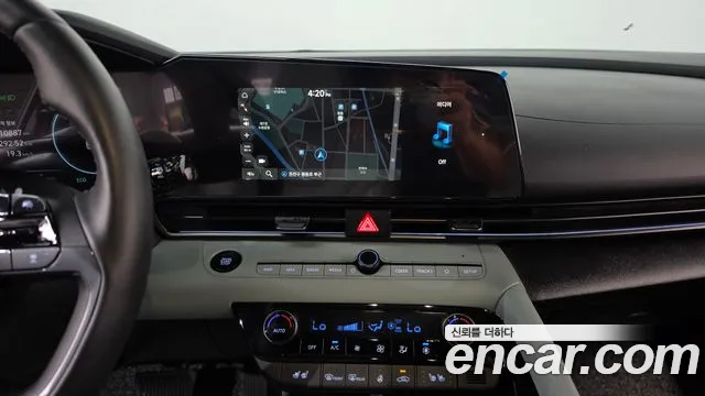 Hyundai Avante CN7 — Фото автомобиля 13