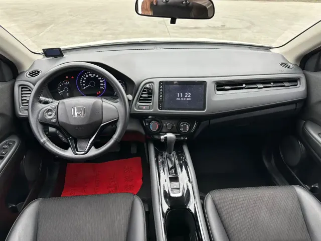 Honda Vezel — Фото автомобиля 17