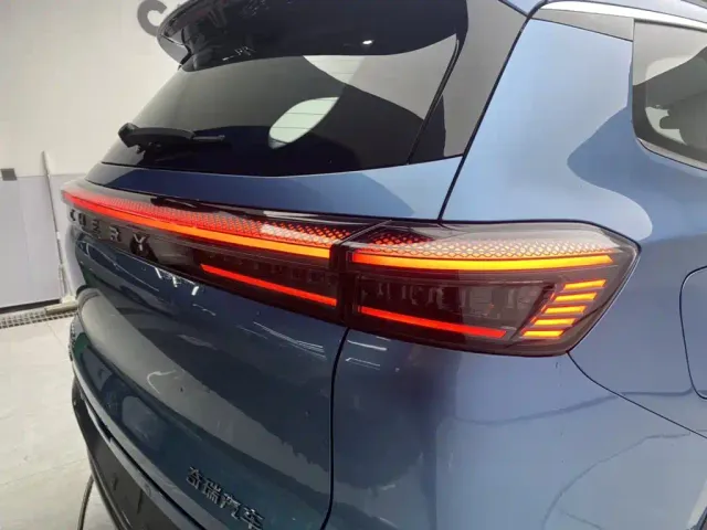 Chery Tiggo 8 PLUS C-DM — Фото автомобиля 10