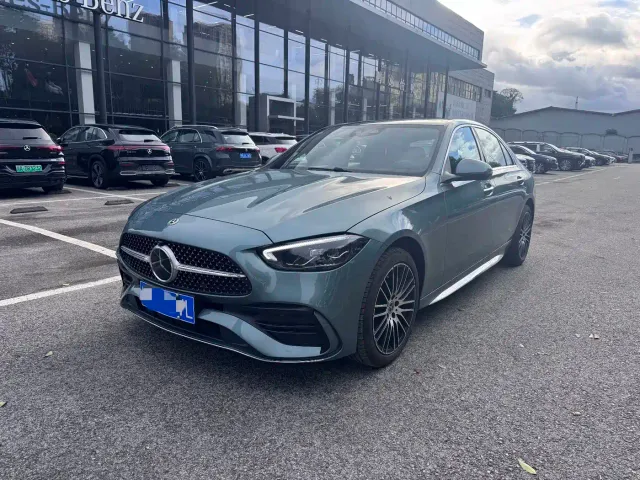 Фотография автомобиля — Mercedes-Benz C-Class
