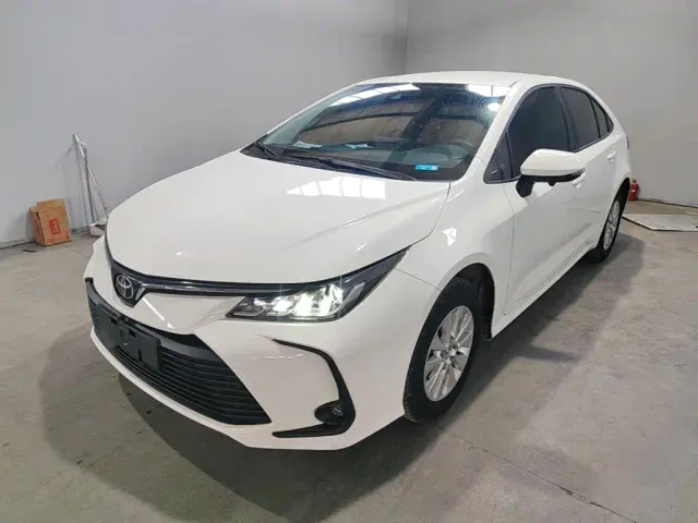 Фотография автомобиля — Toyota Corolla