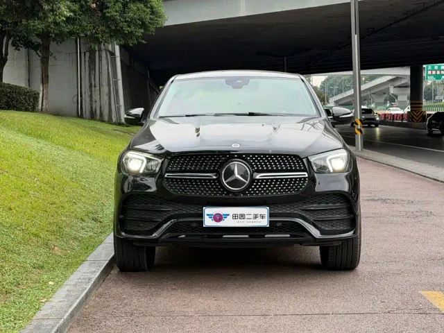 Mercedes-Benz GLE Coupe — Фото автомобиля 2