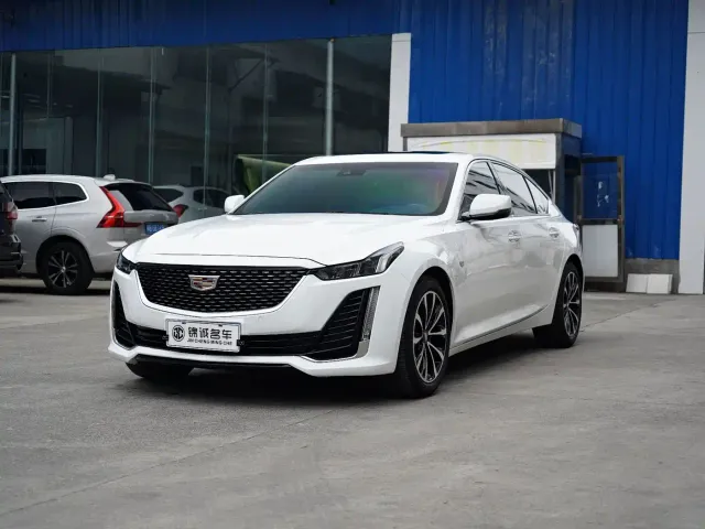 Фотография автомобиля — Cadillac CT5