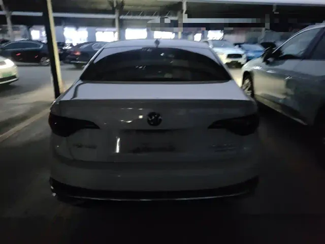 Volkswagen Sagitar — Фото автомобиля 5