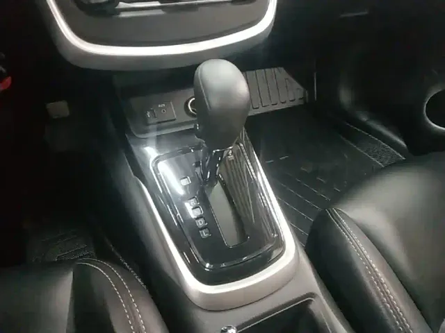 Nissan Tiida 2021 1.6L CVT Cool Edition — Фото автомобиля 13