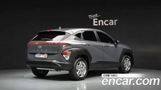 Hyundai Kona SX2 — Фото автомобиля 2