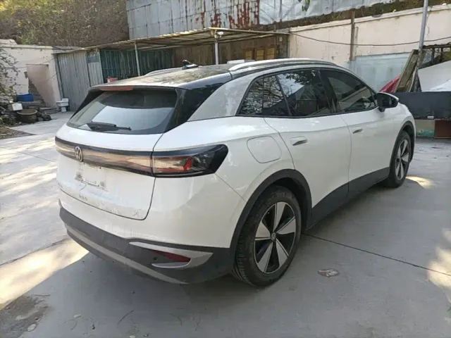 Volkswagen ID.4 X — Фото автомобиля 6