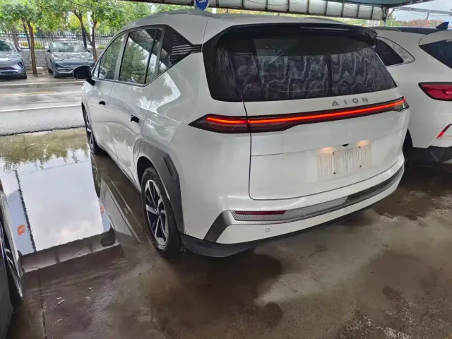 GAC Aion Y — Фото автомобиля 7