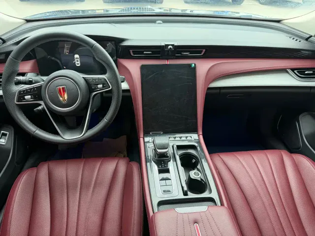 Hongqi H5 — Фото автомобиля 9